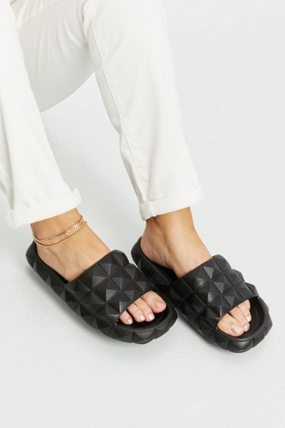 Black Geometric Slide Sandals