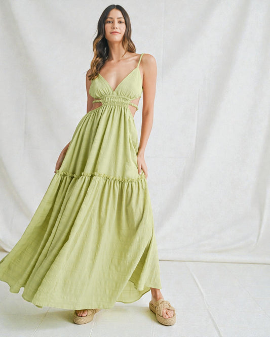 Vestido largo sin mangas y con espalda descubierta en color salvia