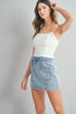 Camisole courte sans manches à bretelles dans le dos en blanc cassé