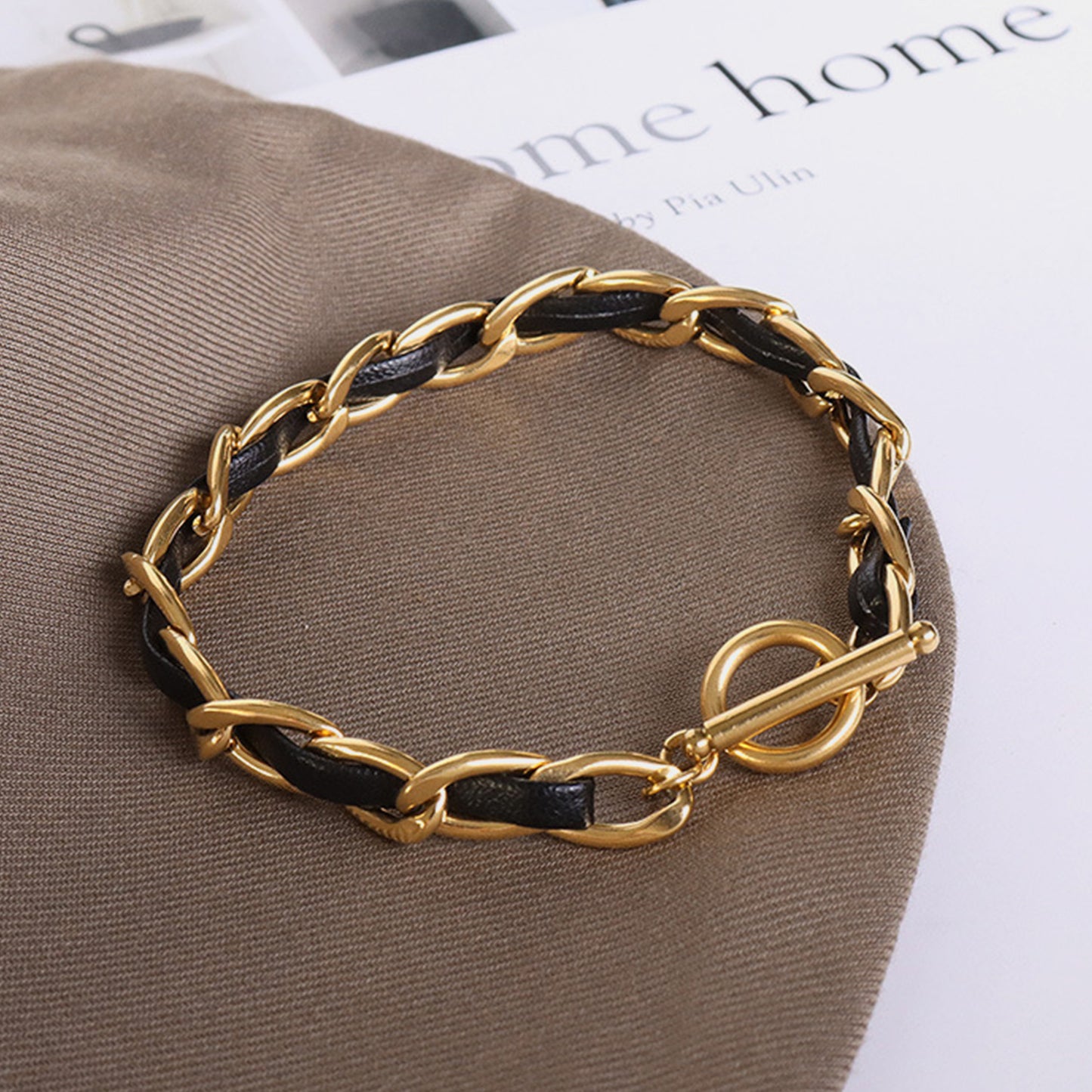 Bracelet chaîne en cuir plaqué or 18 carats