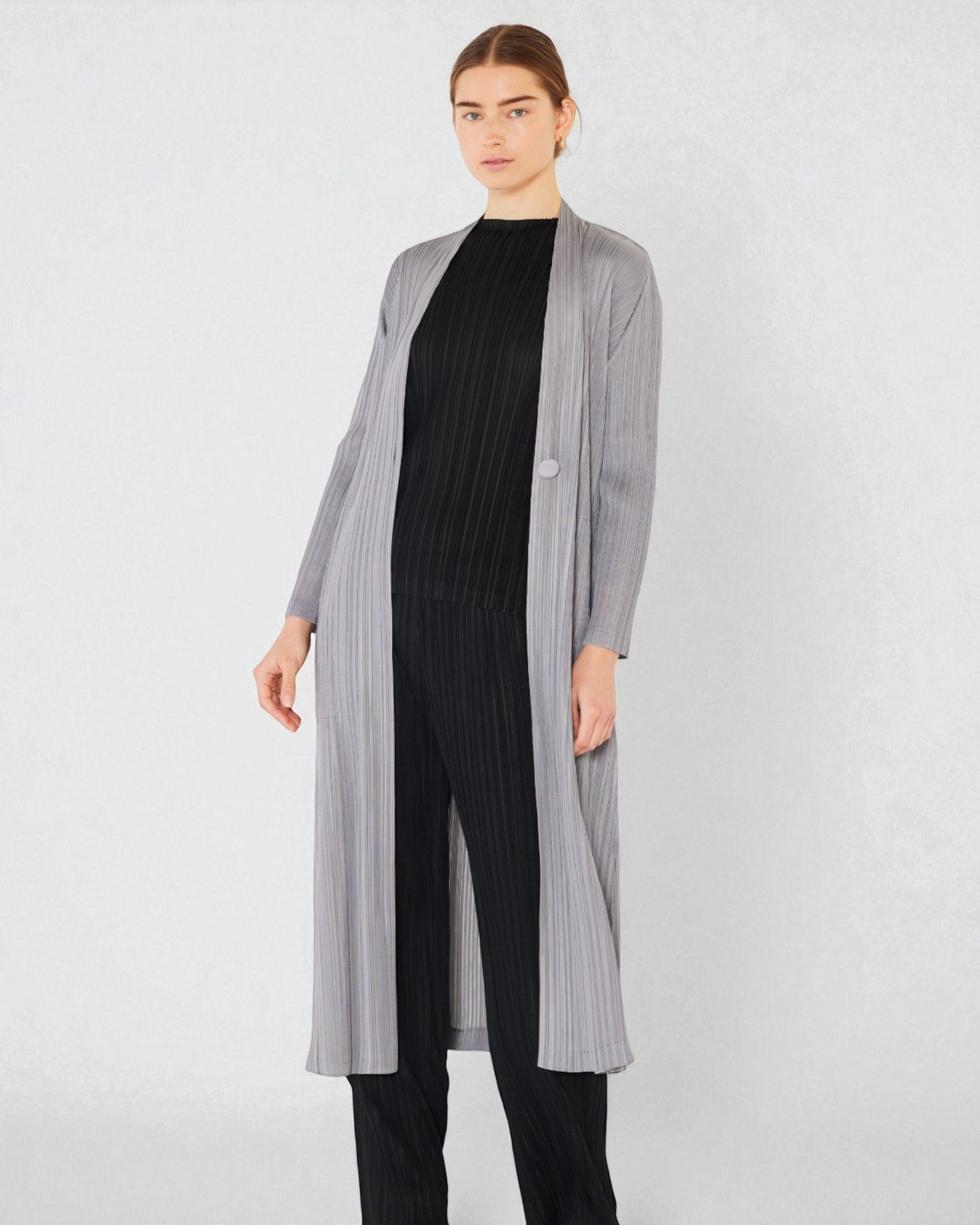 Cárdigan largo plisado de manga larga