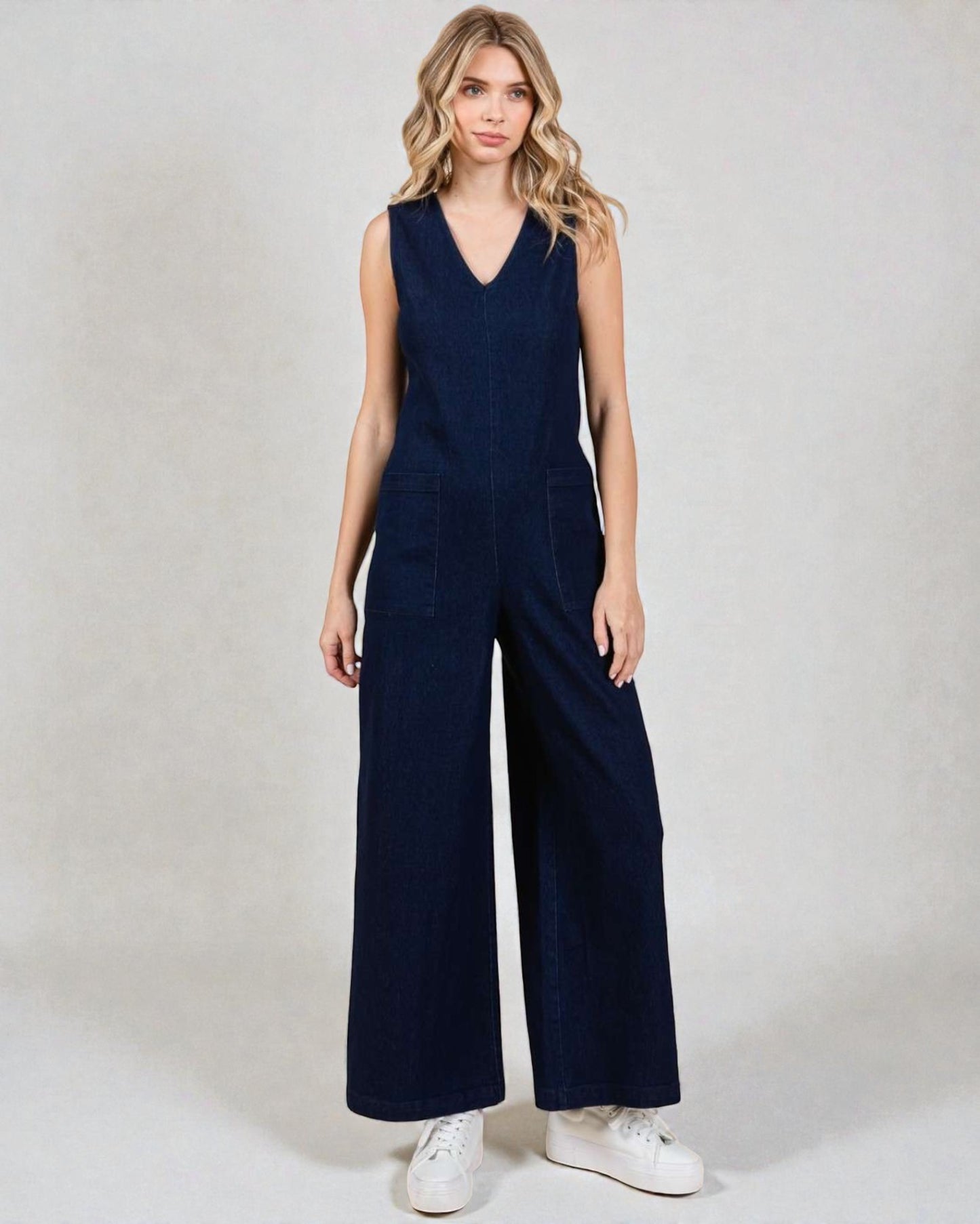 Combinaison en jean foncé sans manches à jambe large
