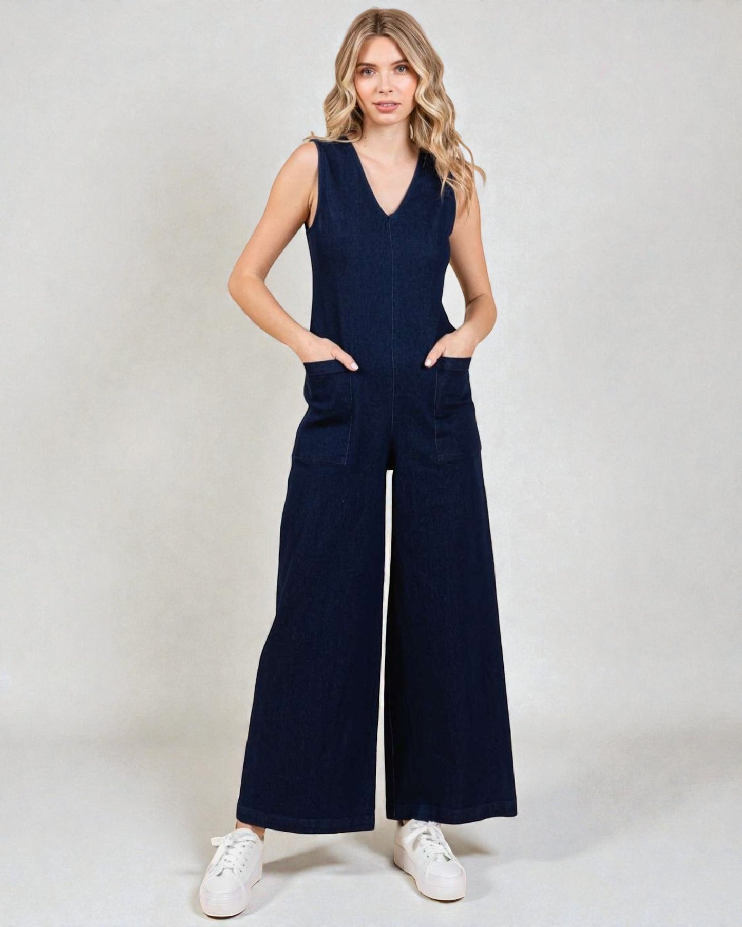Combinaison en jean foncé sans manches à jambe large