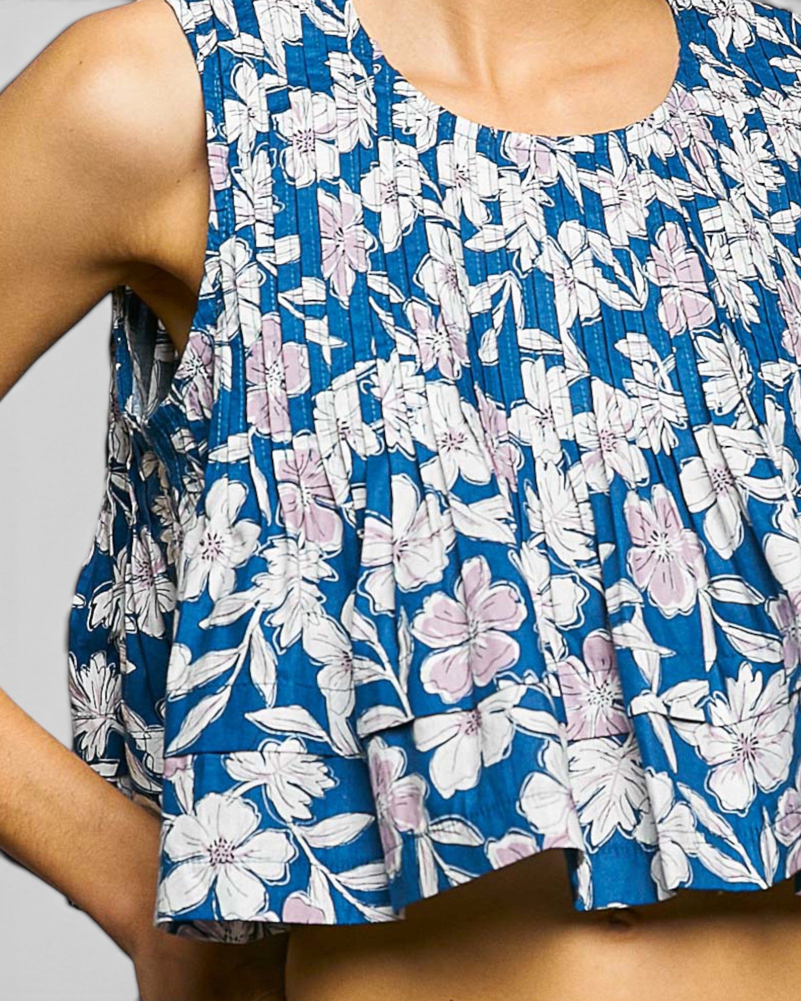 Teal Floral Pintuck Cropped Top