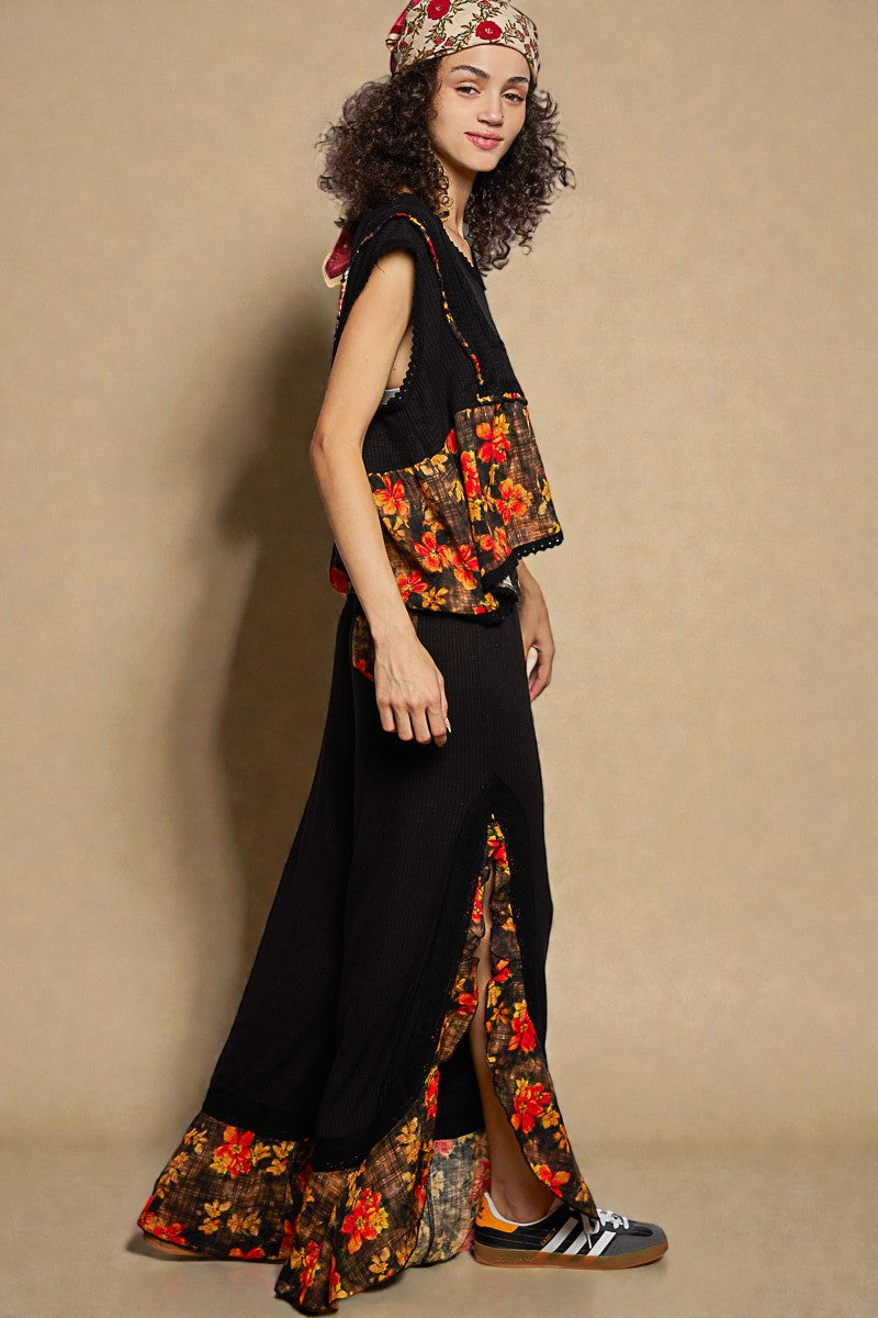 Black Floral Trim Sleeveless Top