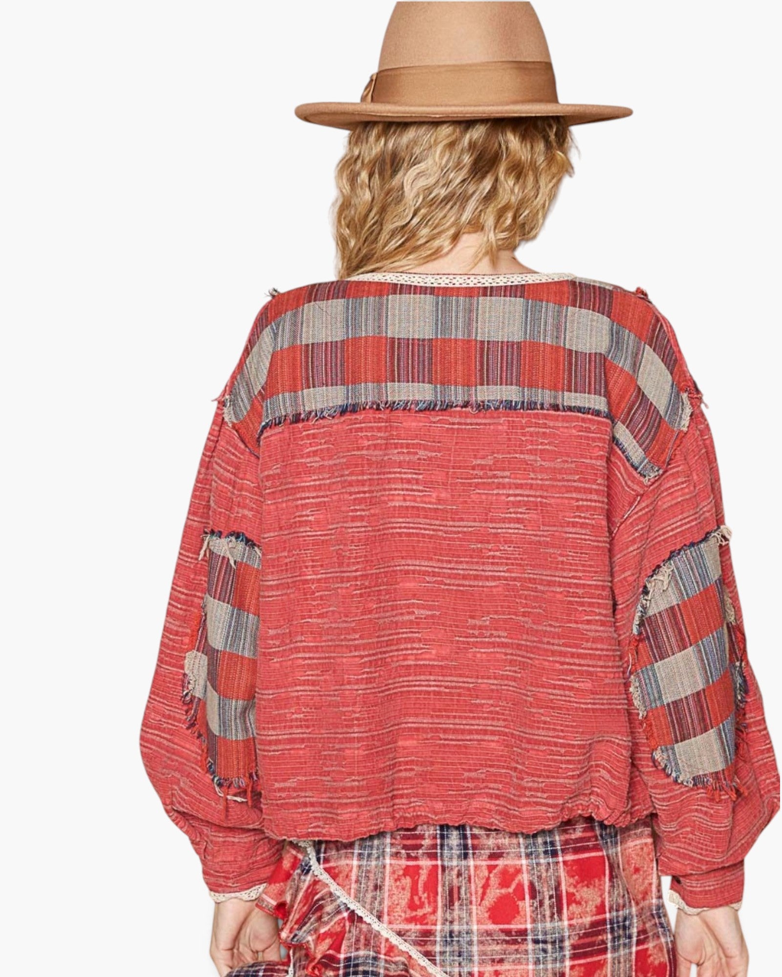 Chemise à carreaux rouge à manches longues