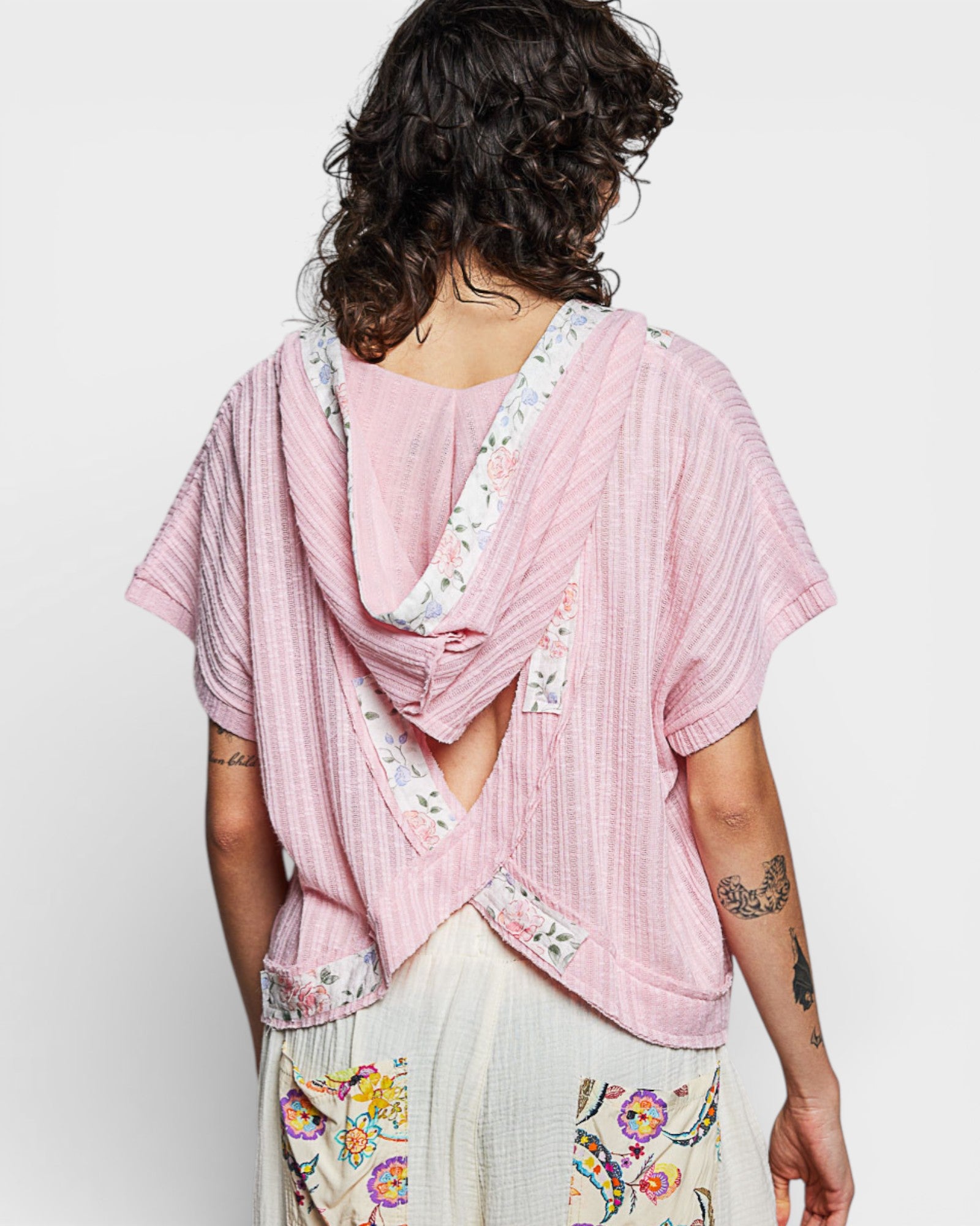 Pink Floral Trim Hooded Open-Back Ribbed Top