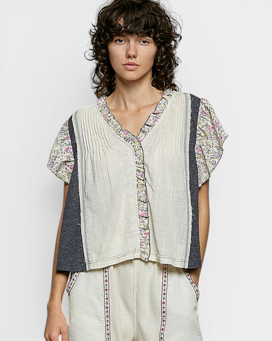 Oatmeal Floral Ruffle Sleeve Blouse