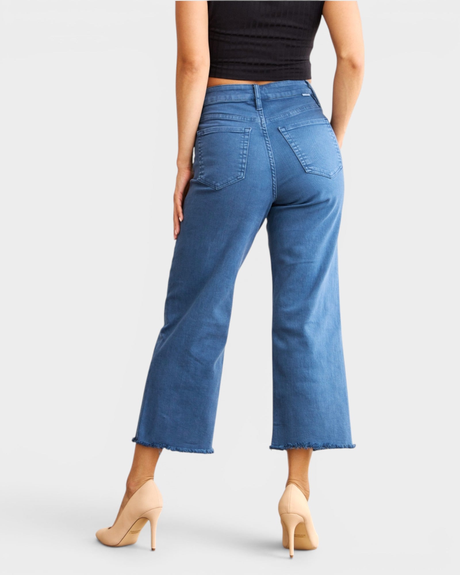 Jean court taille haute avec ourlet brut et effet gainant du ventre en ardoise bleue