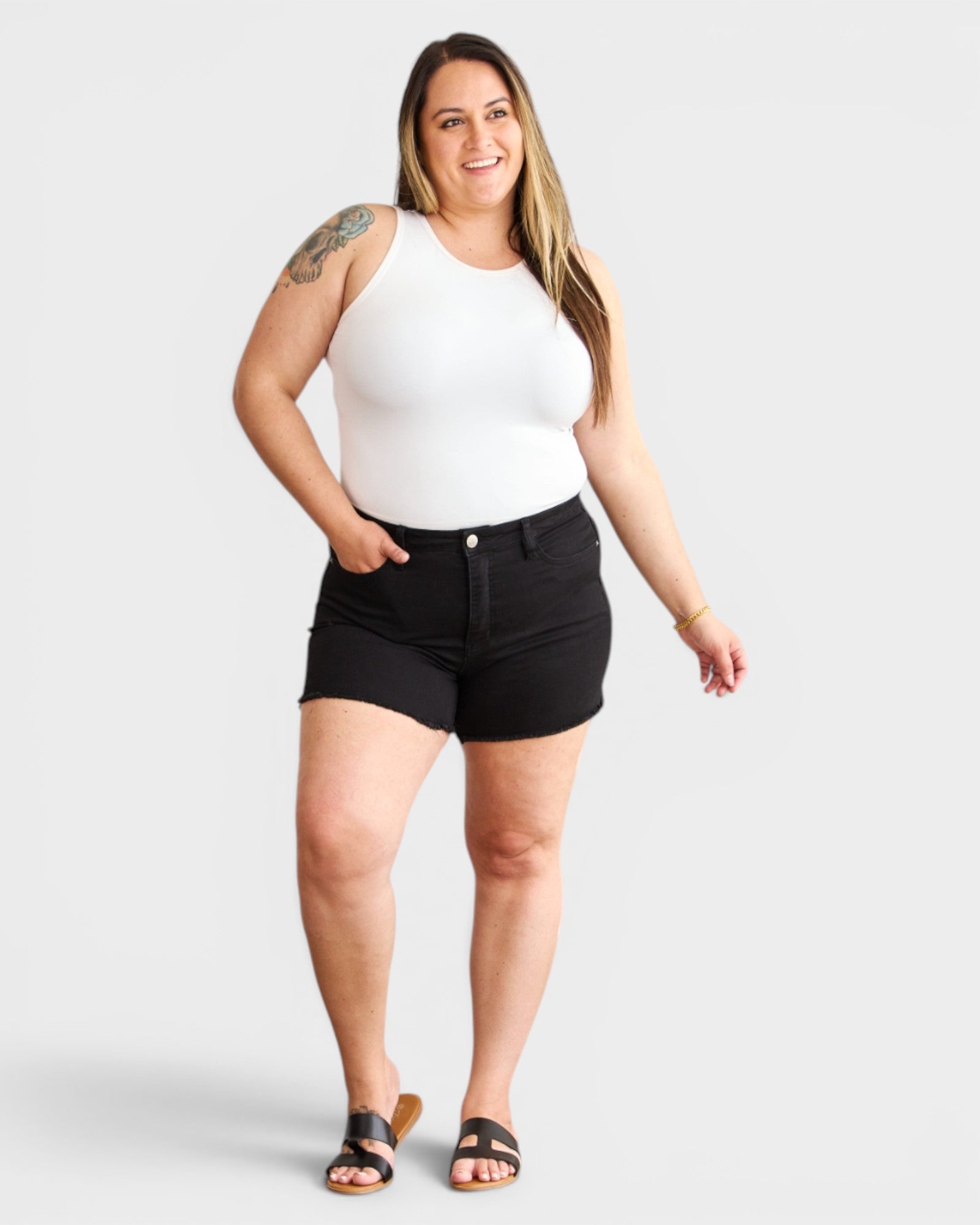 Short en jean taille haute gainant en noir