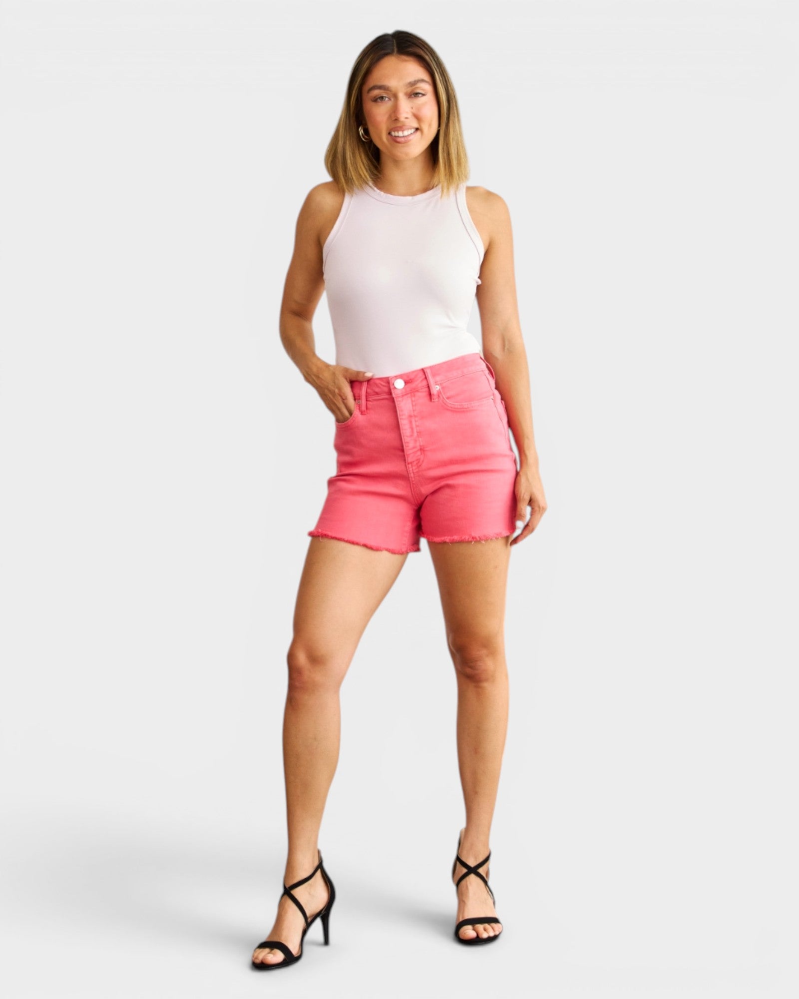 Short en jean taille haute avec ourlet brut et effet gainant du ventre en corail sucre