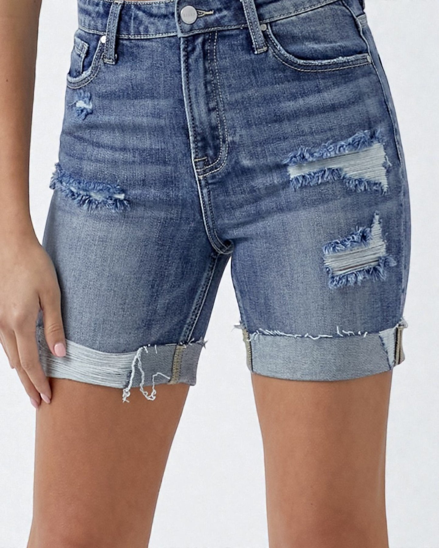 Short en jean délavé moyen avec effet usé et roulé