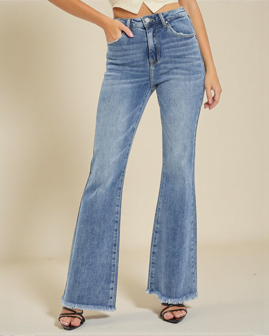 Jean évasé taille haute à ourlet brut et délavage moyen