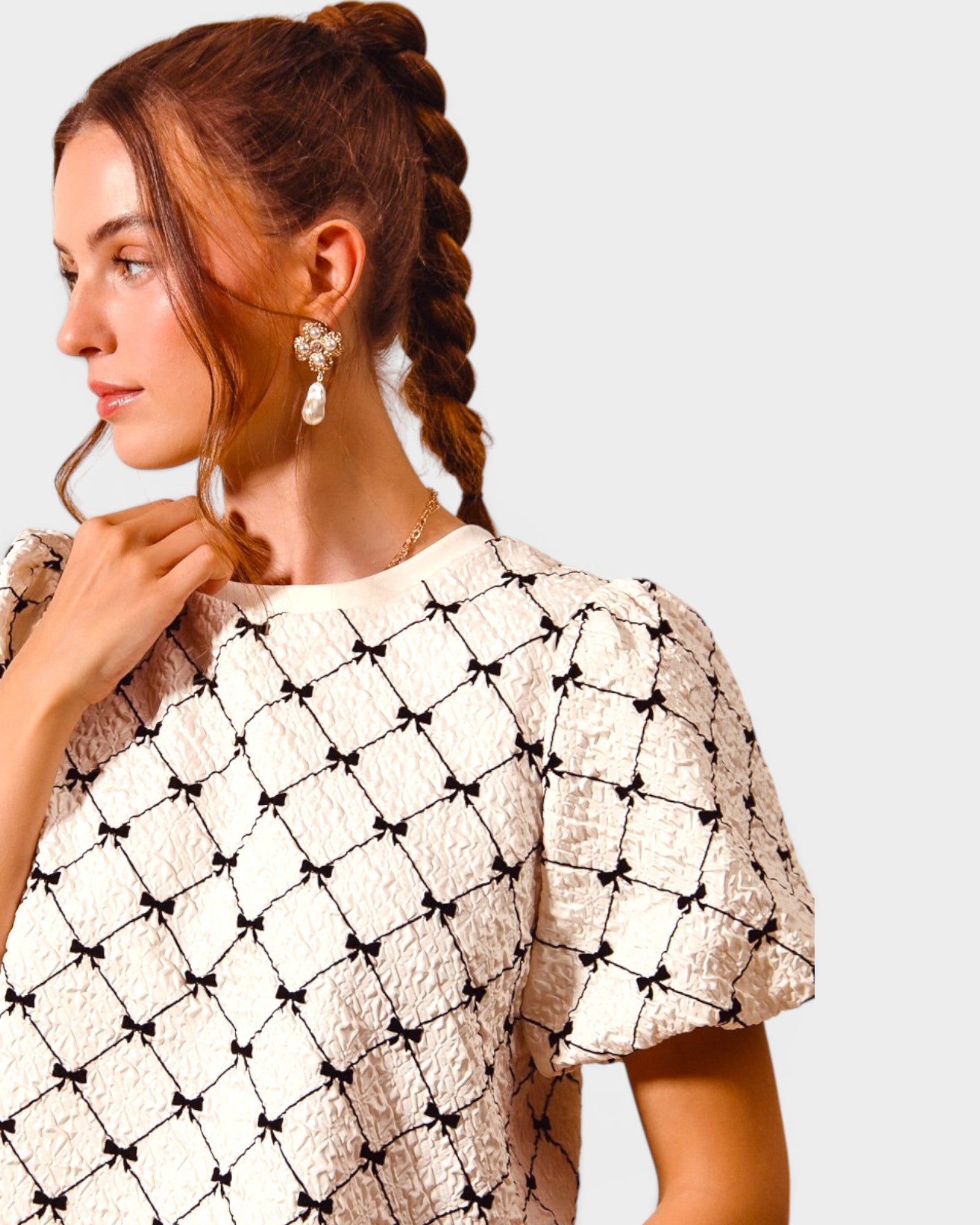 Ivory & Black Bow Textured Puff Sleeve Top