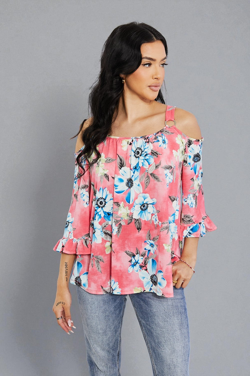 Top floral con hombros descubiertos Fresh Take en Rouge Pink