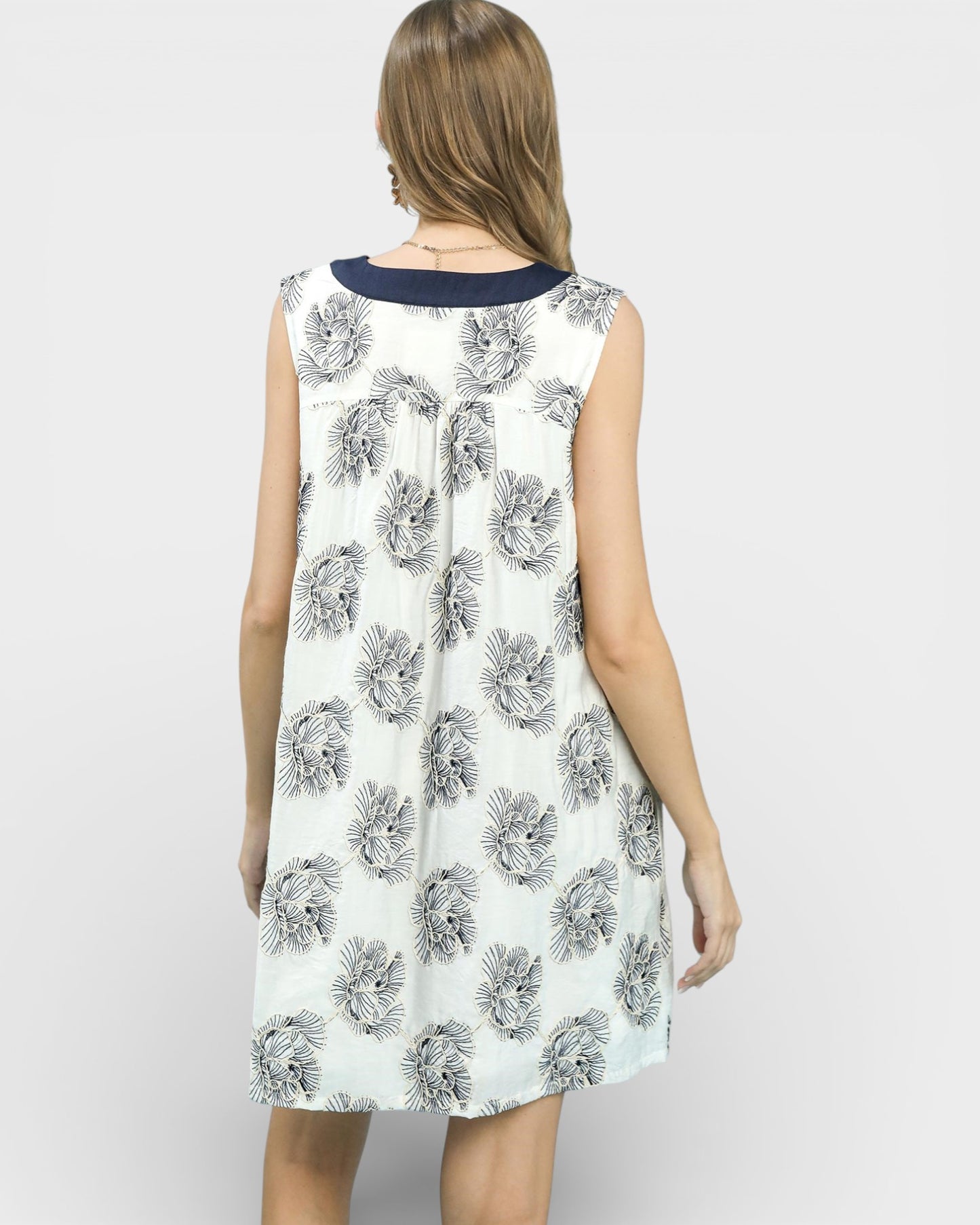 Ivory & Navy Floral Sleeveless Shift Dress