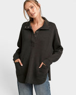Black Snap Collar Pullover