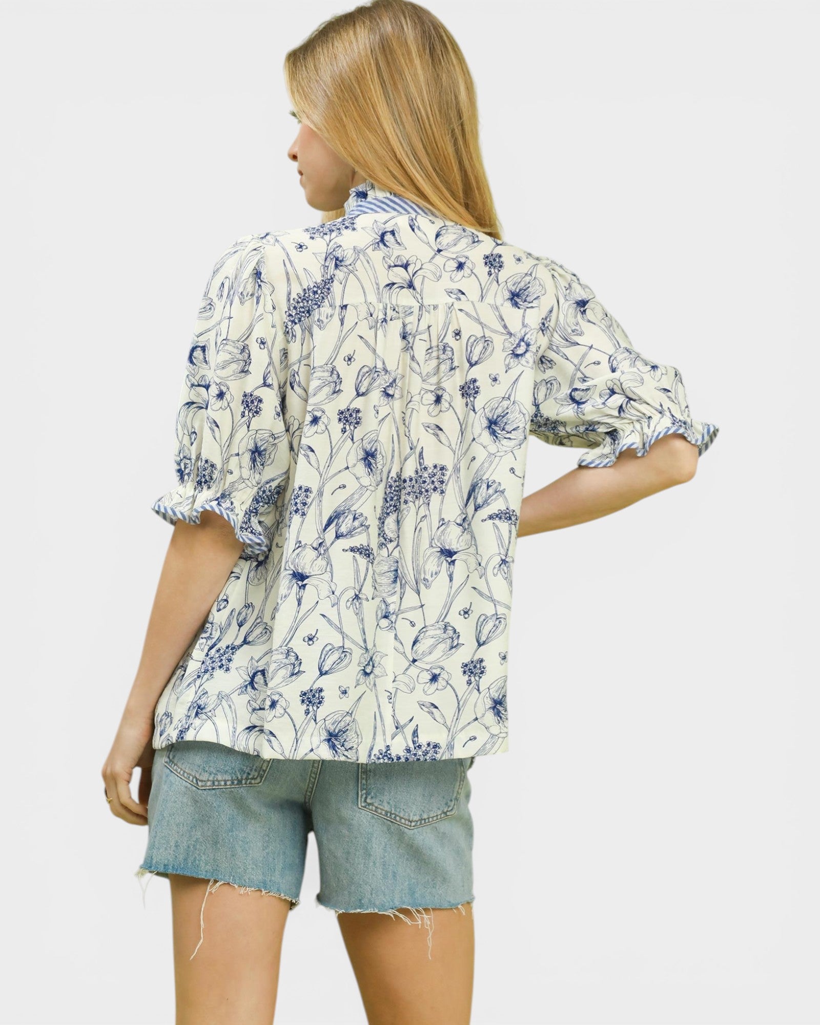 Ivory & Blue Floral Contrast Trim Blouse