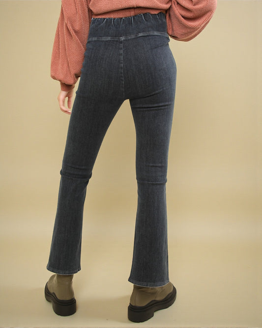 Black Wash V-Waist Pull-On Flare Jeans