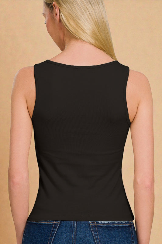 Top corto con escote cuadrado en color negro