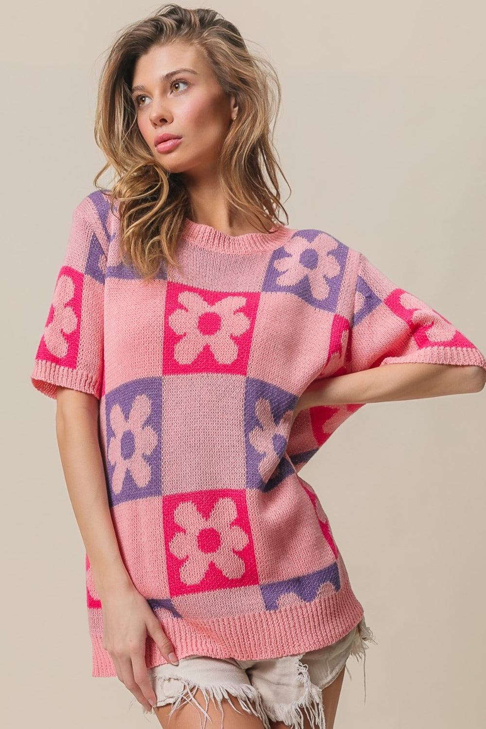 Checkered Flower Pattern Short Sleeve Sweater in Periwinkle Pink