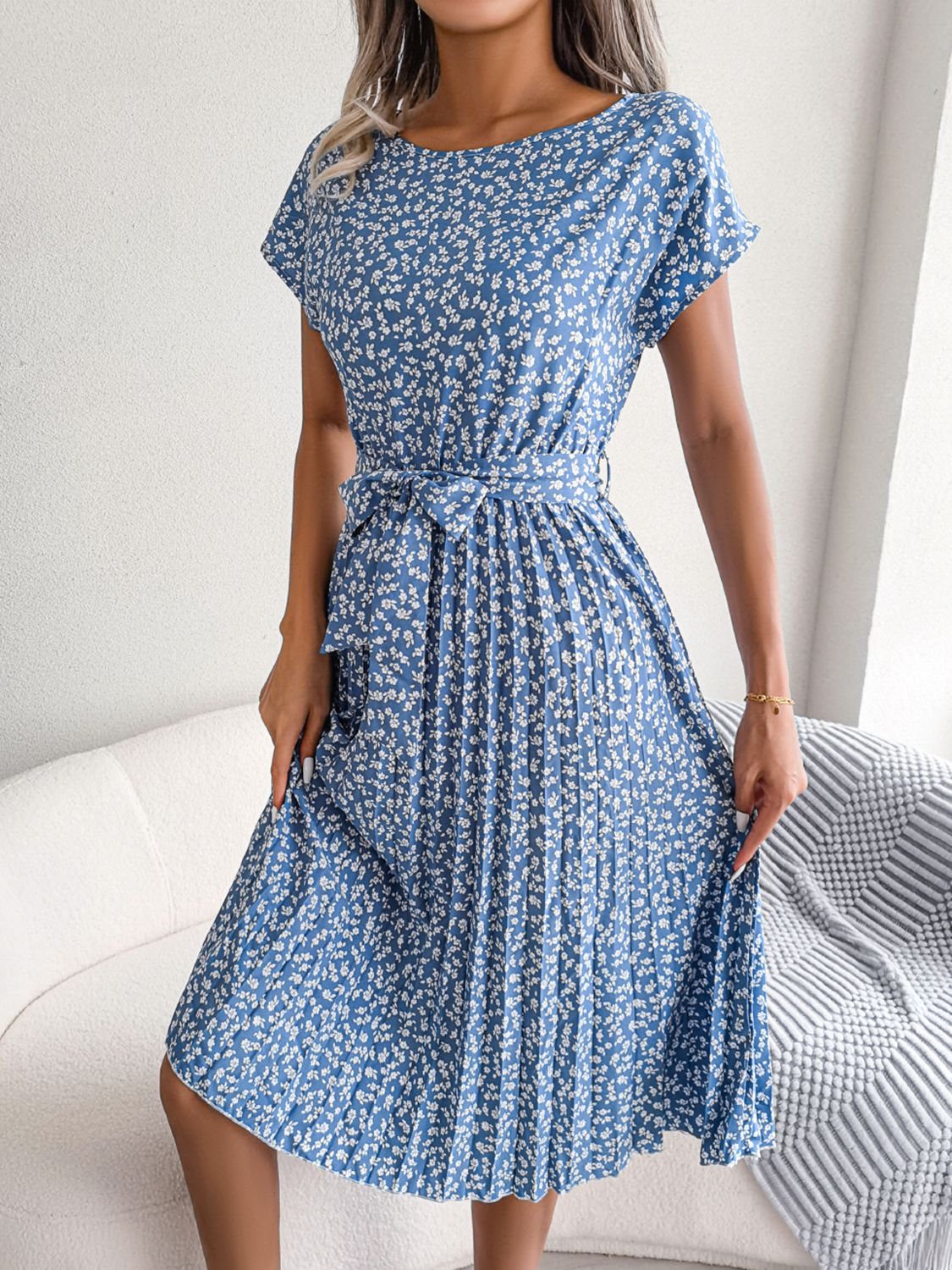 Ditsy Floral Pleated Tie Waist Midi Dress