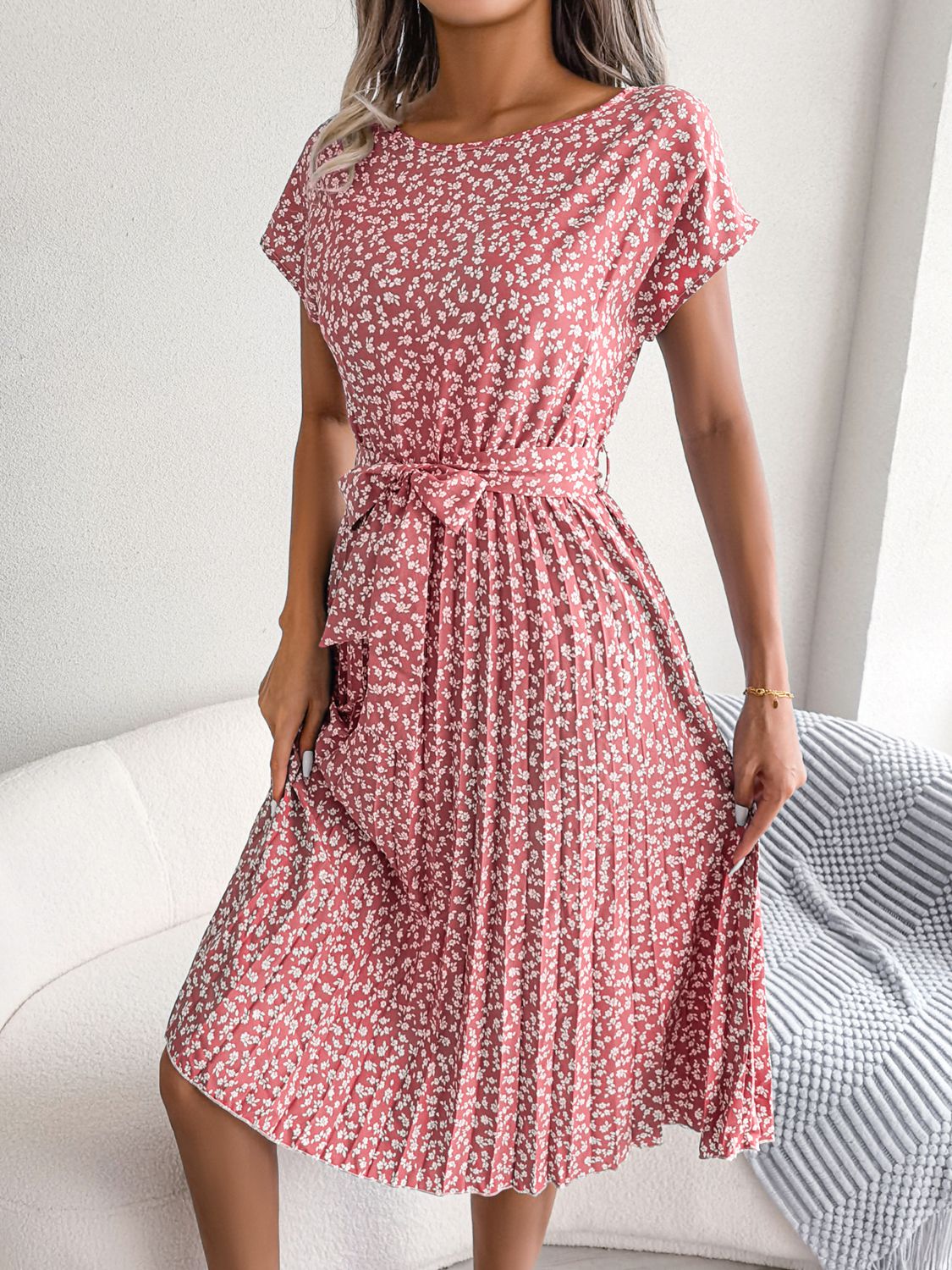 Ditsy Floral Pleated Tie Waist Midi Dress