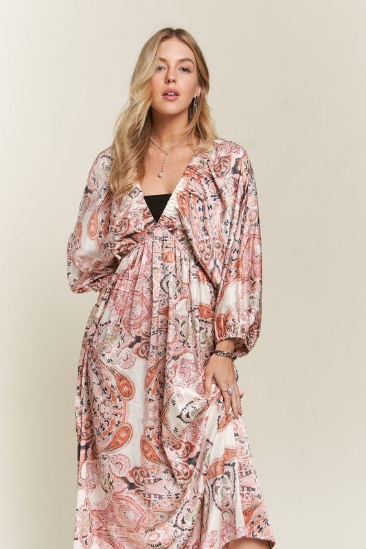 ADORA - Printed Batwing Sleeve Maxi Dress in Pale Blush