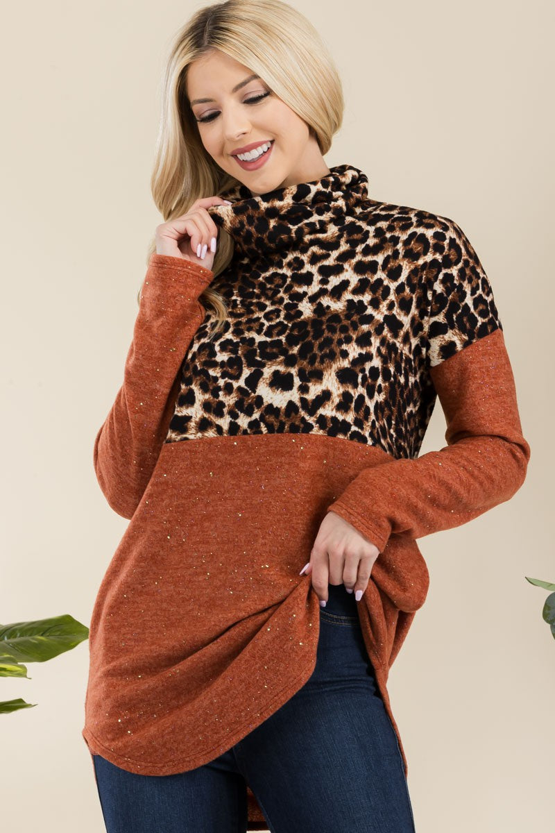 Long Sleeve Turtleneck Blouse in Rust Leopard