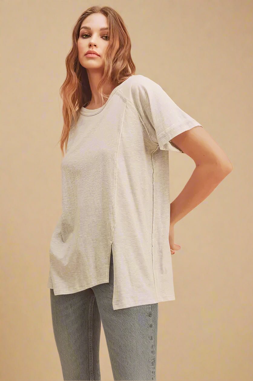 AEMI+CO - Oat Heather Side Slit Tee