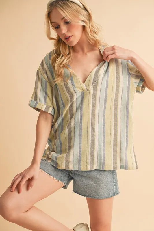 AEMI+CO - Textured Striped Popover Top – Soft Blue & Lemon Cream