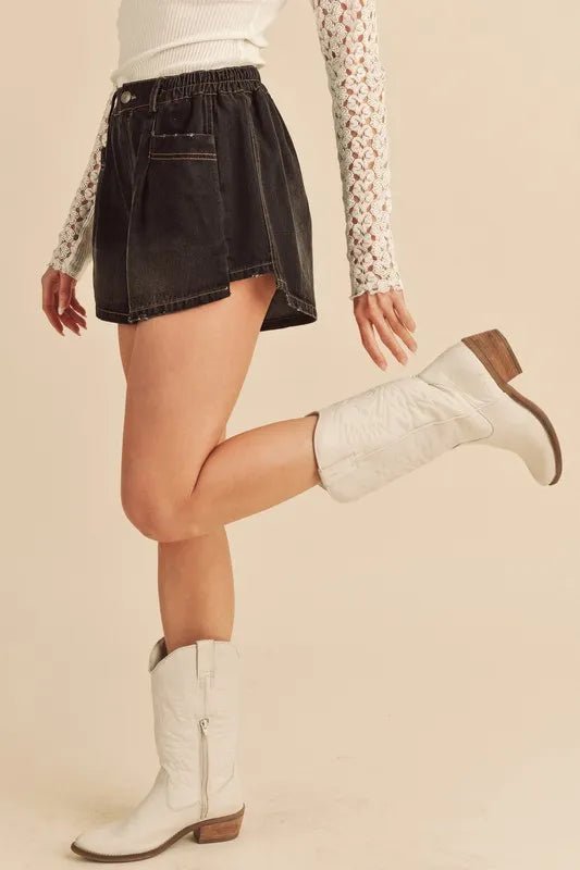 AEMI+CO - Washed Black Denim Shorts