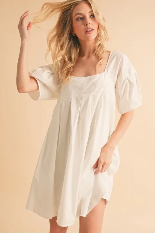 AEMI+CO - White Square Neck Babydoll Mini Dress
