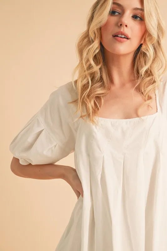 AEMI+CO - White Square Neck Babydoll Mini Dress