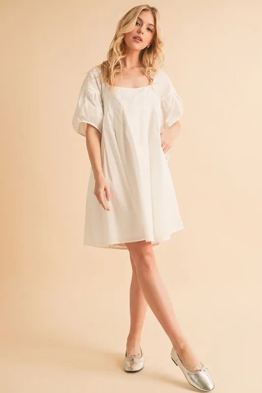 AEMI+CO - White Square Neck Babydoll Mini Dress