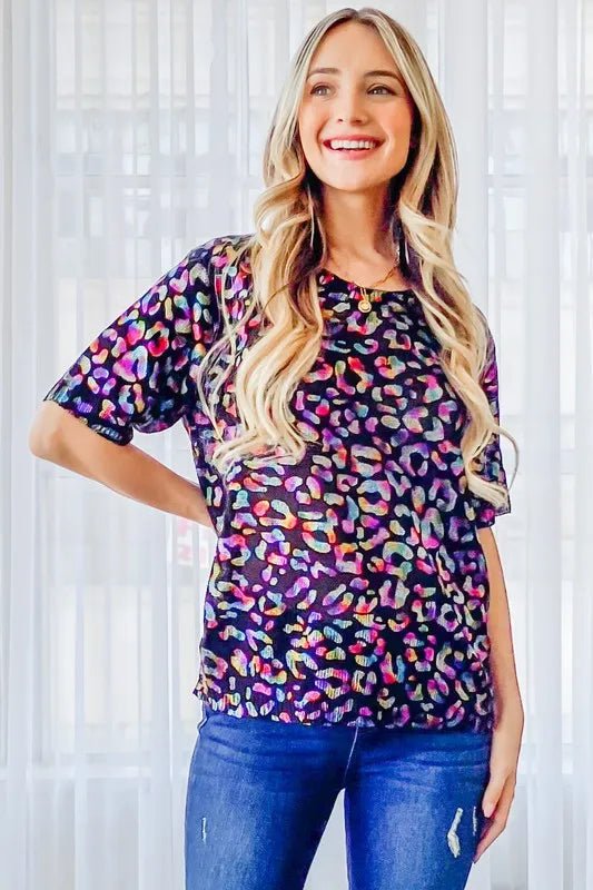 And the Why - Rainbow Leopard Print Knit Tee – Black Multi