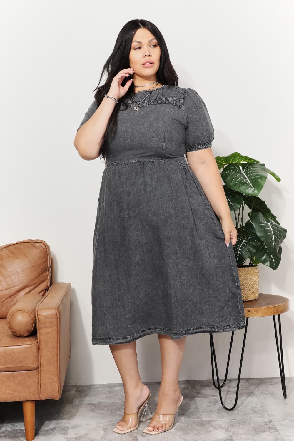 And the Why - Washed Chambray Denim Midi Dress in Dark Gray