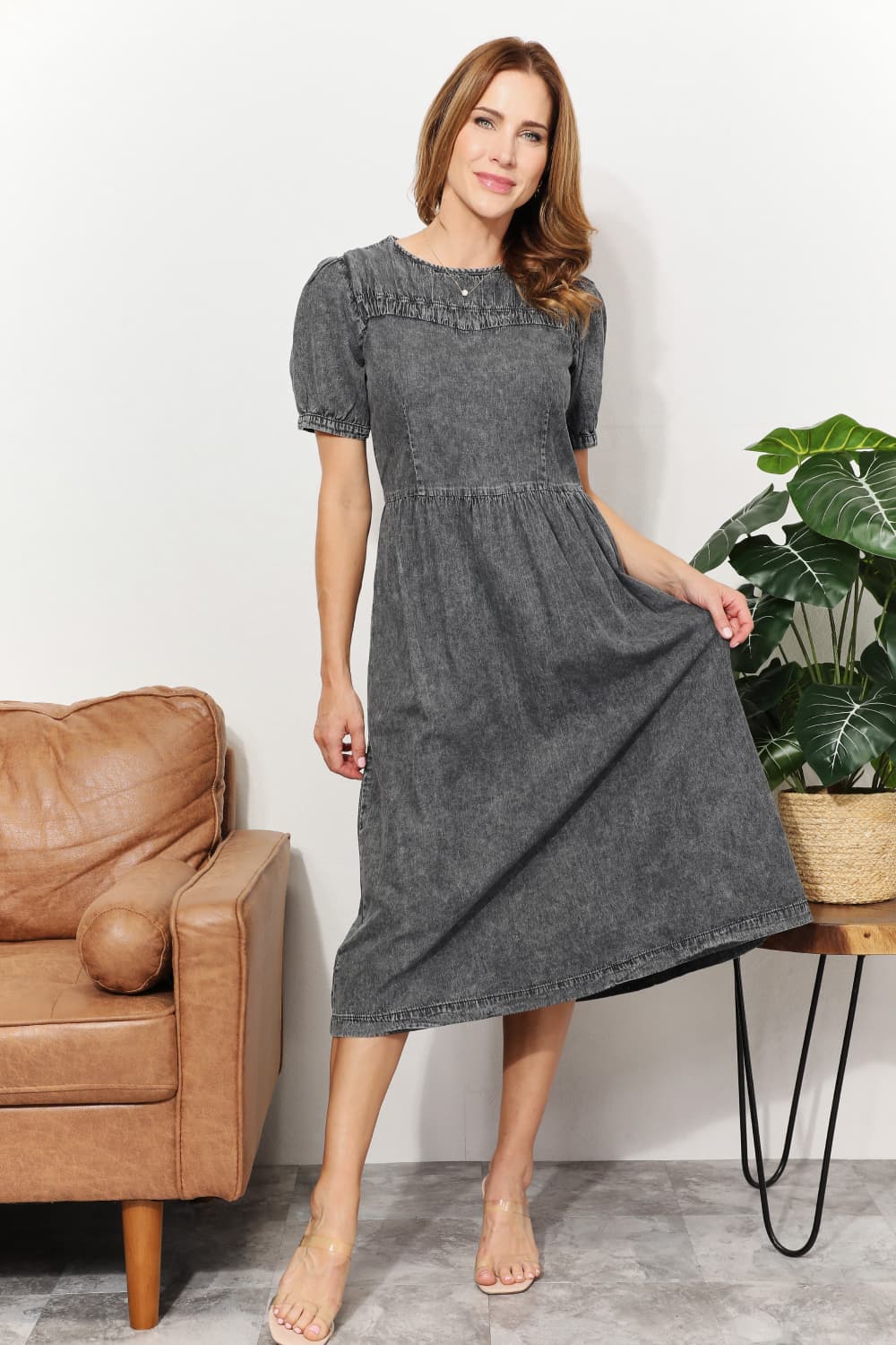 And the Why - Washed Chambray Denim Midi Dress in Dark Gray