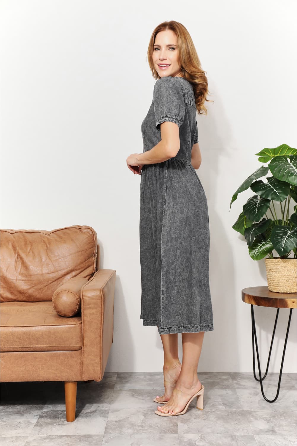 And the Why - Washed Chambray Denim Midi Dress in Dark Gray