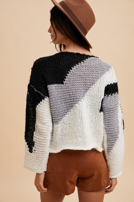 ANNIE WEAR - Black & Gray Color Block Sweater