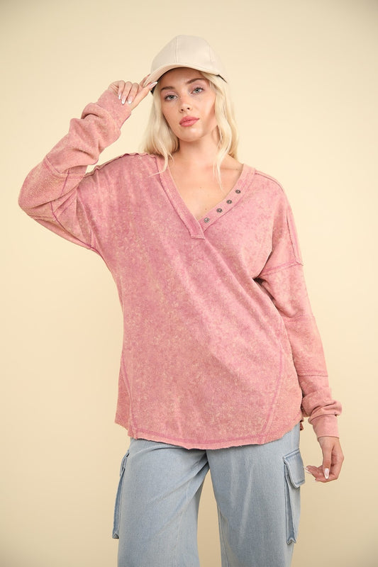 Washed V-Neck Exposed Seams Top in Mauve