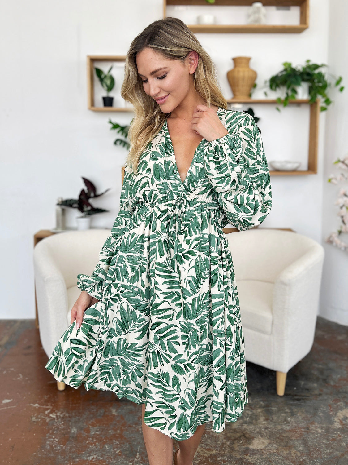 Printed Empire Waist Balloon Sleeve Mini Dress in Light Green