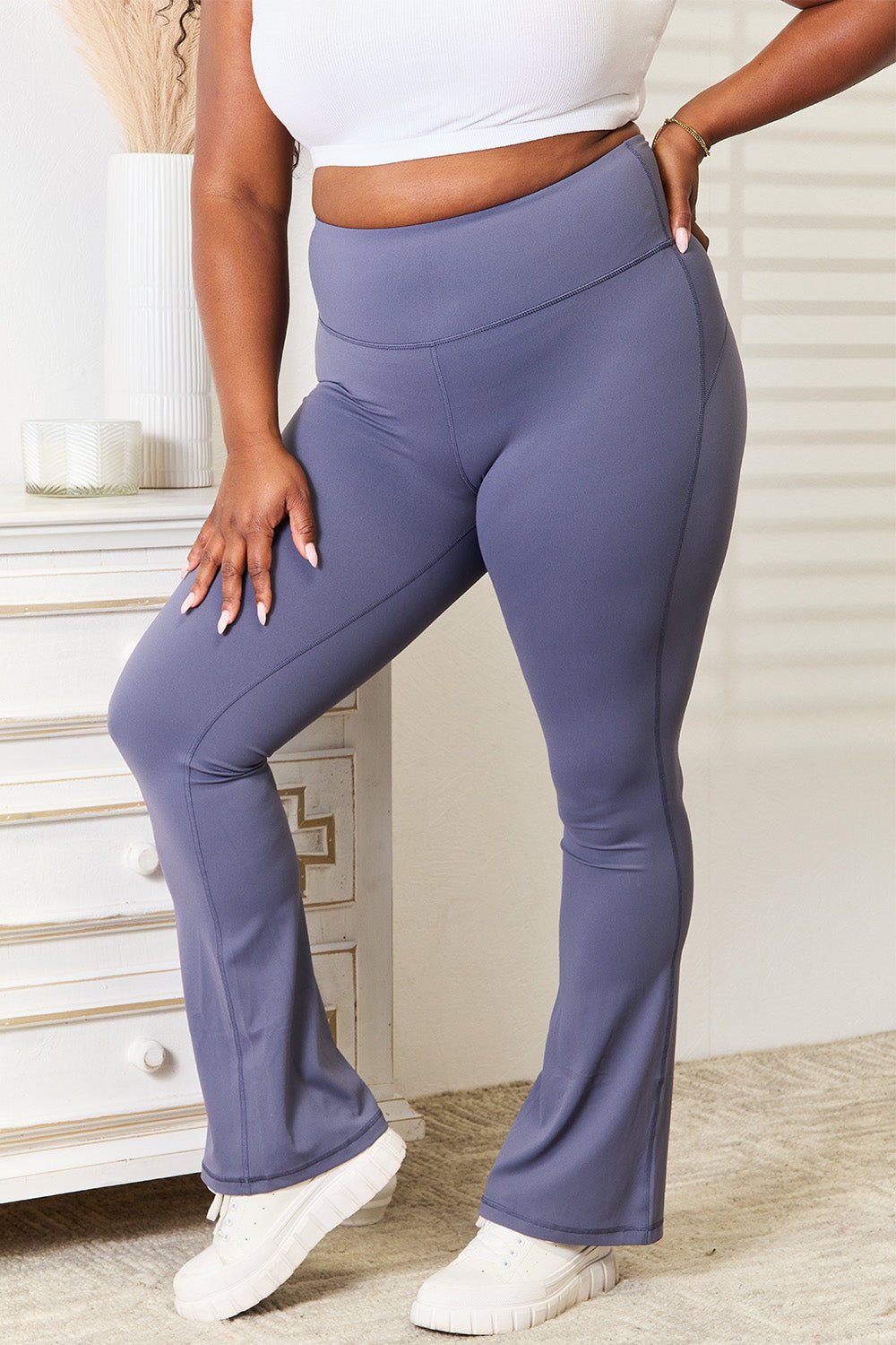 Basic Bae - Wide Waistband Bootcut Active Leggings in Dusty Blue