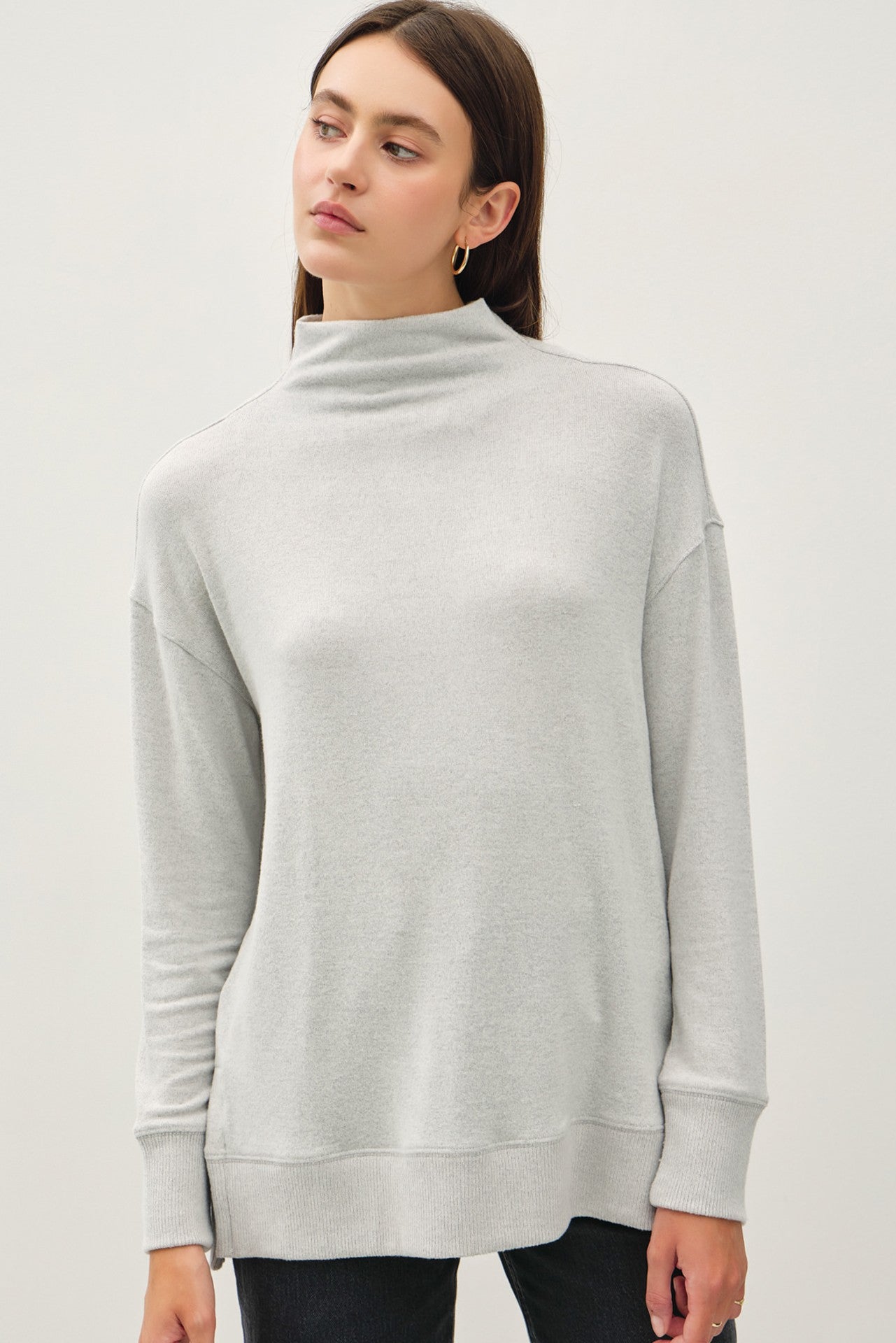 BE COOL - Light Gray Mock Neck Long Sleeve Tunic Top