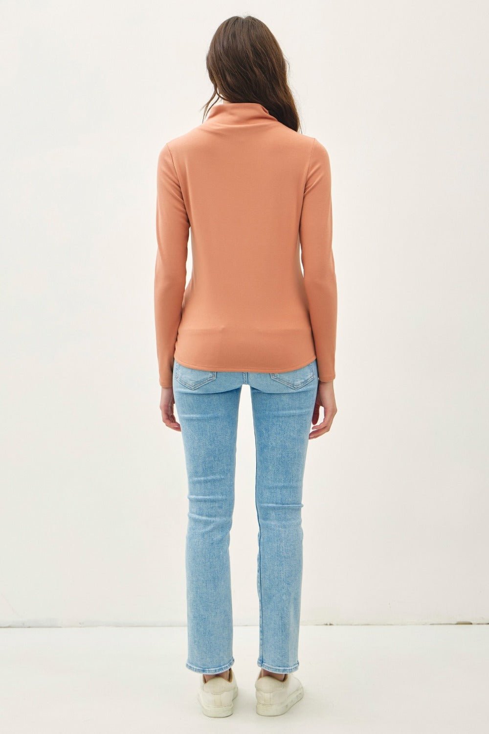 BE COOL - Mock Neck Long Sleeve T-Shirt in Persimmon