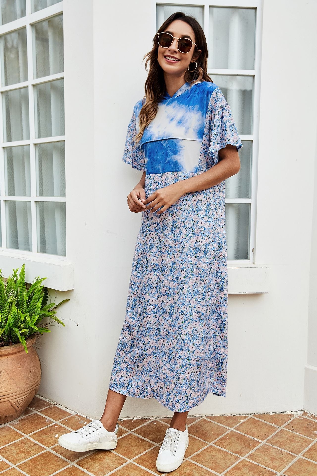 Beach Rose Co. - Blue Tie - Dye Floral Hooded Midi Dress