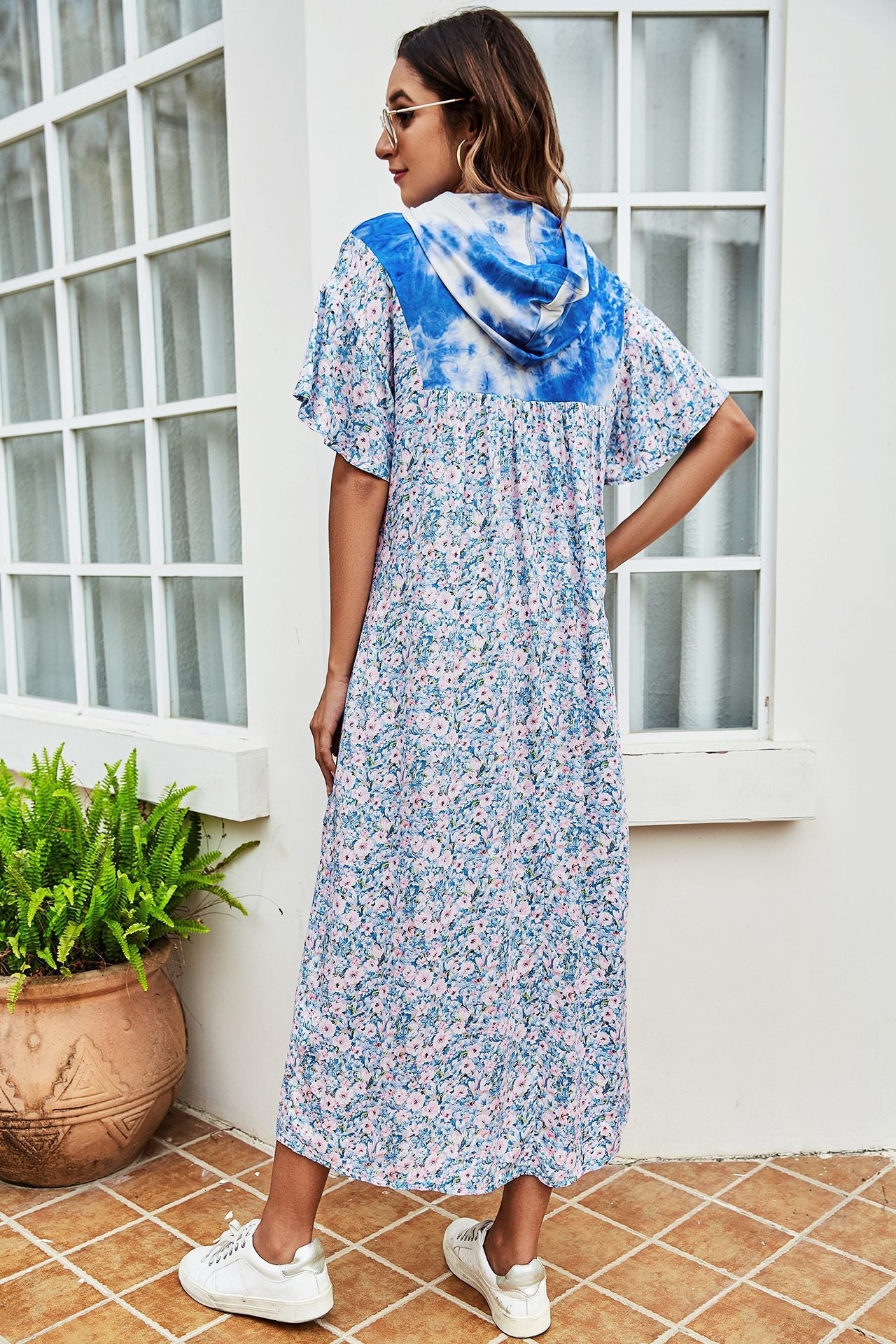 Beach Rose Co. - Blue Tie - Dye Floral Hooded Midi Dress