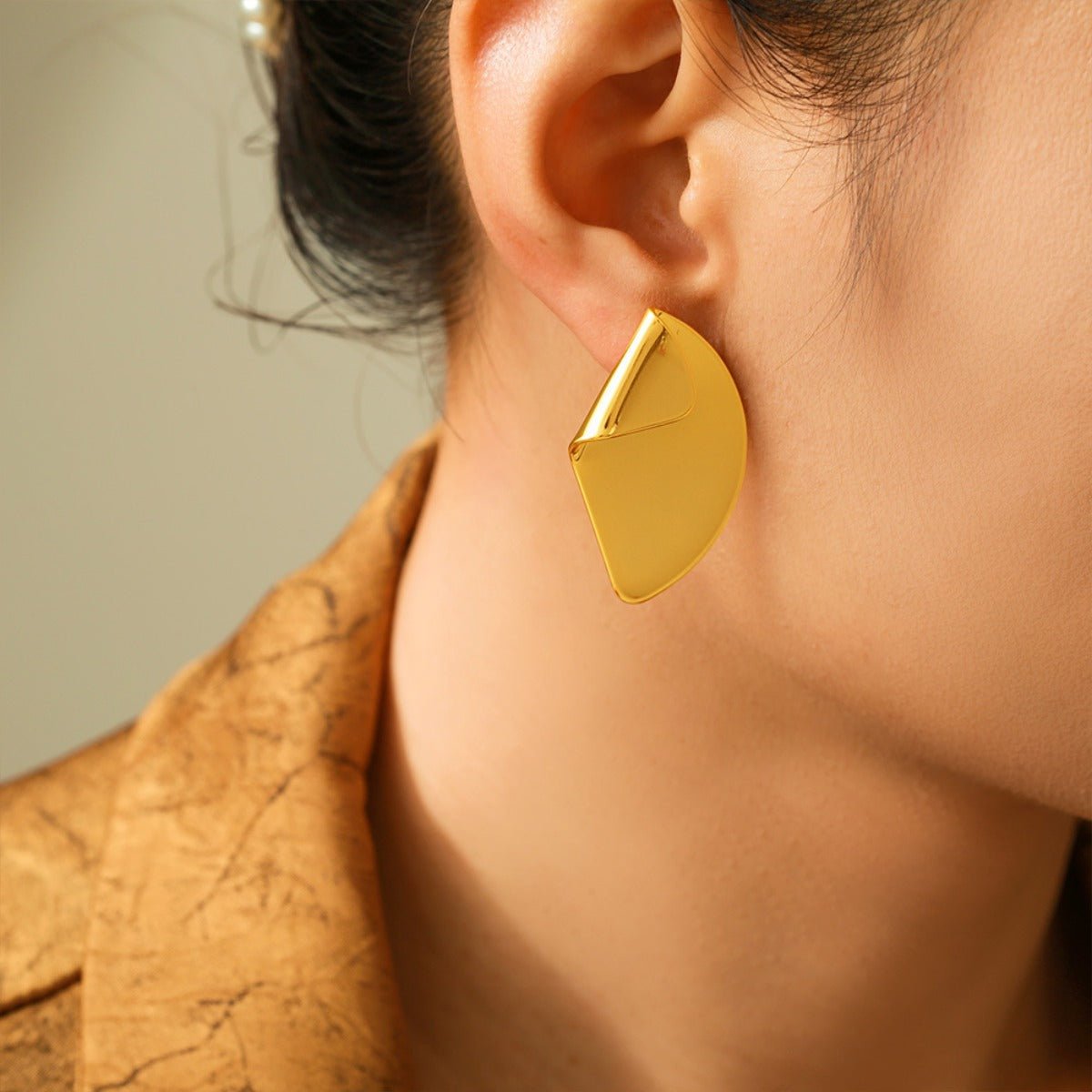 Beach Rose Co. - Gold Fan - Shaped Earrings