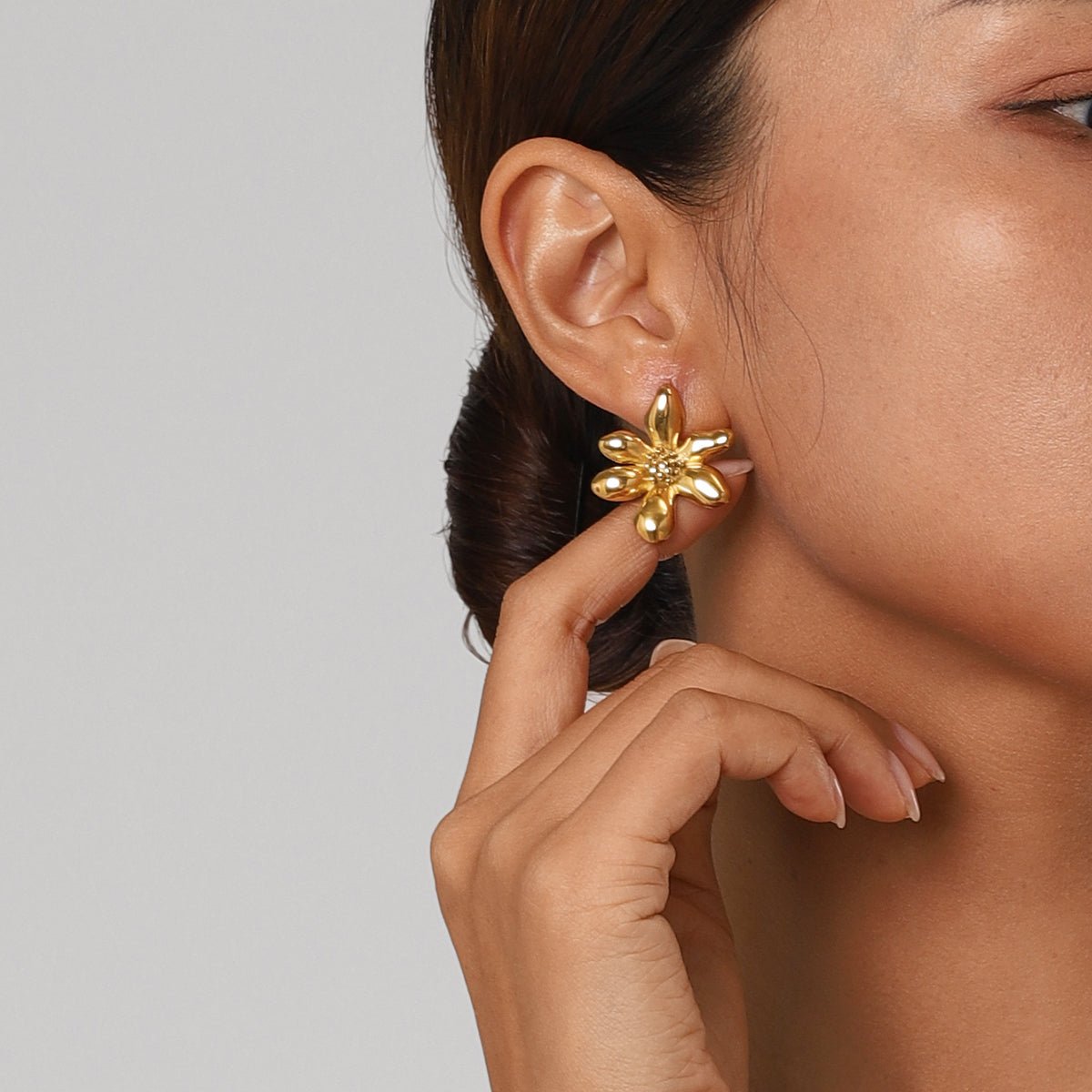 Beach Rose Co. - Gold Flower Earrings