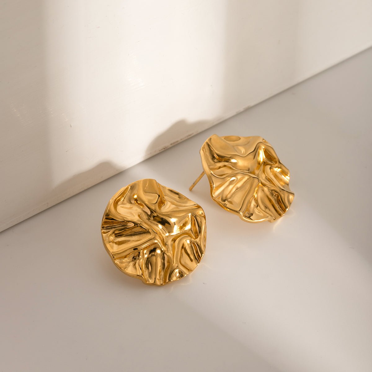 Beach Rose Co. - Gold Round Crinkle Stud Earrings